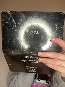 bunnythetailor online show from January 30, 9:14 pm