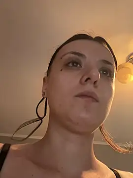 bunnythetailor online show from February 2, 7:14 pm