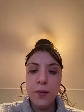 bunnythetailor online show from February 3, 8:46 pm