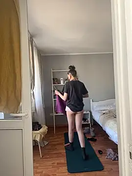 bunnythetailor online show from February 6, 10:26 am