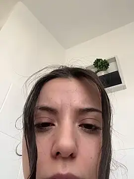 bunnythetailor online show from February 9, 9:58 am