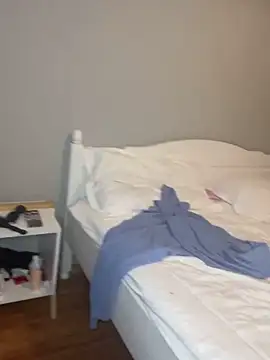 bunnythetailor online show from February 9, 3:56 pm