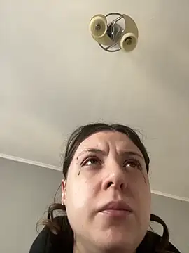 bunnythetailor online show from February 25, 8:14 am