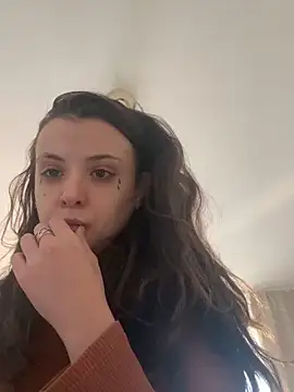 Snapshot of bunnythetailor chatting on December 16, 1:05 pm bunnythetailor online show from December 16, 1:05 pm