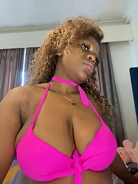 Boneca25 online show from February 23, 12:37 pm