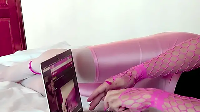 Cucked Sissy Bitch online show from October 11, 1:49 am