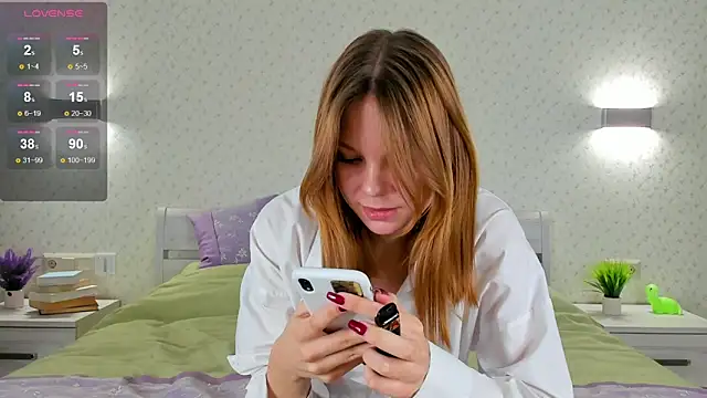 ElvinaBestwick online show from February 4, 3:47 pm