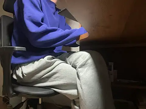 Phil 6677 online show from February 6, 3:15 pm