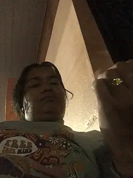 indiazinha69  online show from March 10, 6:40 am