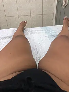 indiazinha69  online show from May 20, 3:29 pm