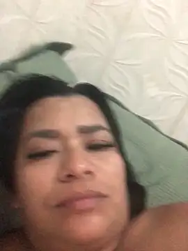 indiazinha69  online show from May 30, 11:57 pm