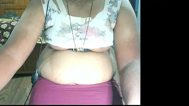 Leelasissy online show from August 1, 4:39 pm