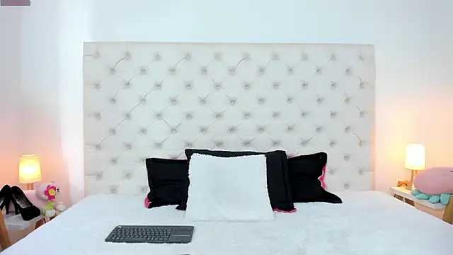 esmeralda06 online show from March 18, 2:59 pm