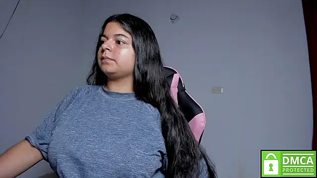 Snapshot of Little_Shaara chatting on September 24, 8:39 am Little Shaara online show from September 24, 8:39 am