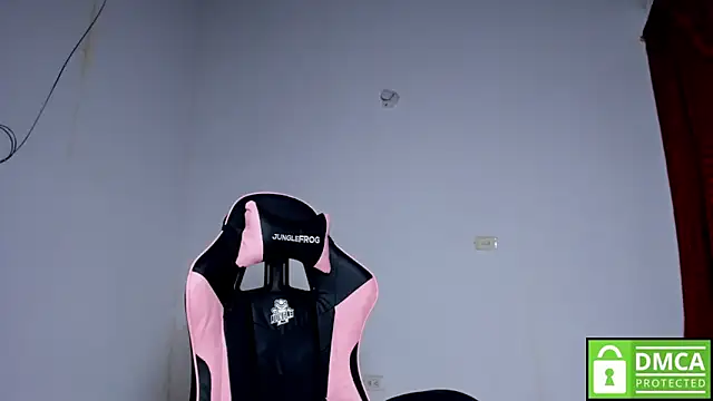 Snapshot of Little_Shaara chatting on October 23, 9:24 pm Little Shaara online show from October 23, 9:24 pm