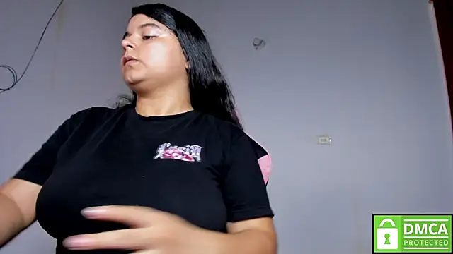 Little Shaara online show from November 6, 8:21 pm