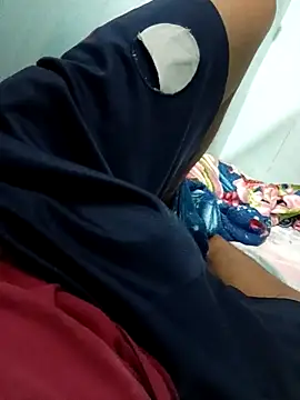 ares-mitnick online show from March 9, 5:44 am