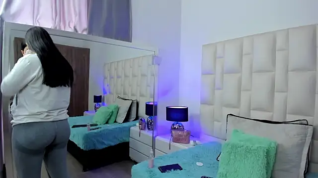 Ariana rouse online show from April 23, 4:09 pm