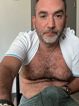 harrychest online show from June 9, 3:23 pm