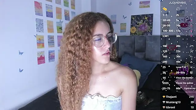 Snapshot of Isangel_ chatting on February 5, 8:32 am Isangel  online show from February 5, 8:32 am