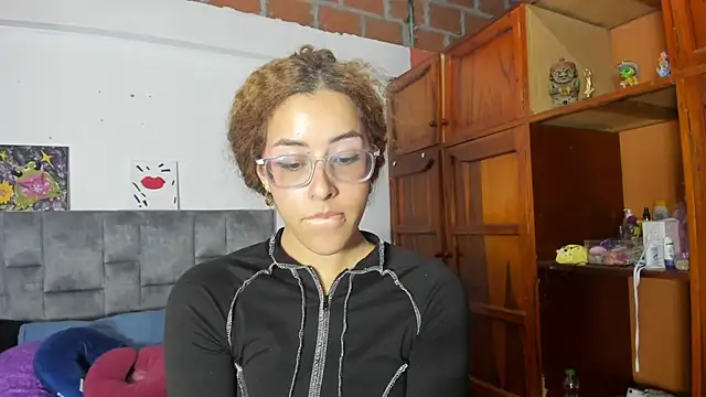 Snapshot of Isangel_ chatting on September 23, 7:11 am Isangel  online show from September 23, 7:11 am