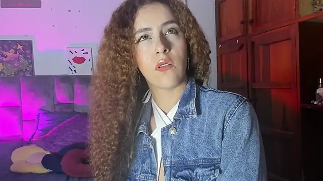 Snapshot of Isangel_ chatting on October 12, 11:48 pm Isangel  online show from October 12, 11:48 pm
