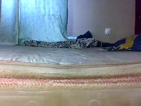 Snapshot of philippiano33 chatting on June 3, 9:56 am philippiano33 online show from June 3, 9:56 am