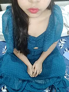 Snapshot of JANVI_MISHRA1 chatting on April 3, 5:33 pm JANVI MISHRA1 online show from April 3, 5:33 pm