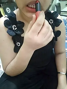 Snapshot of JANVI_MISHRA1 chatting on April 6, 5:58 pm JANVI MISHRA1 online show from April 6, 5:58 pm