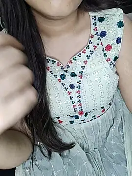 Snapshot of JANVI_MISHRA1 chatting on April 7, 7:14 pm JANVI MISHRA1 online show from April 7, 7:14 pm