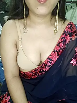 Snapshot of JANVI_MISHRA1 chatting on April 17, 4:10 pm JANVI MISHRA1 online show from April 17, 4:10 pm