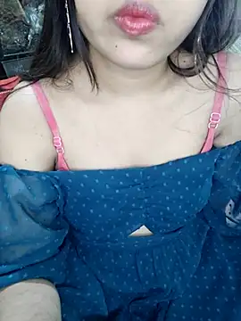 Snapshot of JANVI_MISHRA1 chatting on April 18, 7:40 pm JANVI MISHRA1 online show from April 18, 7:40 pm