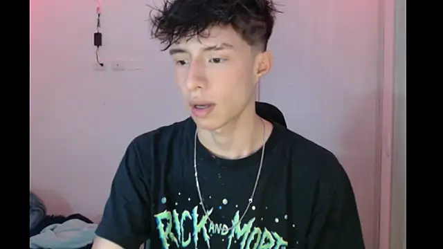 Snapshot of Juanmres chatting on November 25, 2:11 am Juanmres online show from November 25, 2:11 am