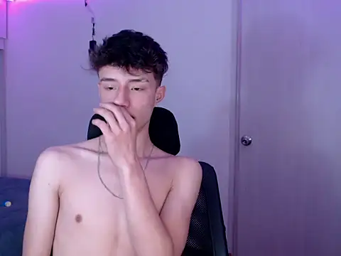 Juanmres online show from March 10, 9:09 pm