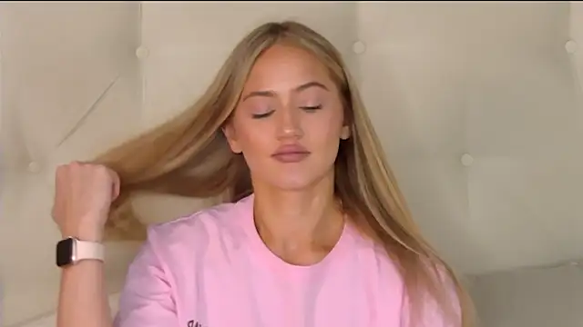 ur wet dreams online show from March 22, 2:36 pm