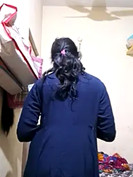 Snapshot of TeluguammayiMahi chatting on February 16, 1:03 am TeluguammayiMahi online show from February 16, 1:03 am