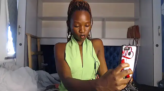 YoungDiva69 online show from February 5, 8:11 am