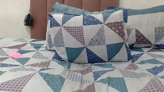 SexyLuna25 online show from February 28, 1:58 am