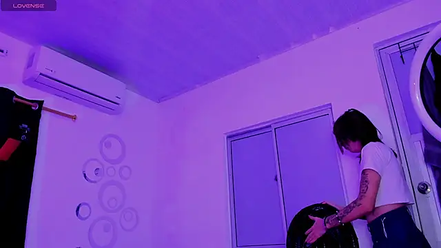 Snapshot of Nicol_TransGirl chatting on October 3, 3:36 am Nicol TransGirl online show from October 3, 3:36 am