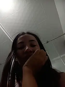 Snapshot of -Nicol chatting on April 26, 10:02 am -Nicol online show from April 26, 10:02 am