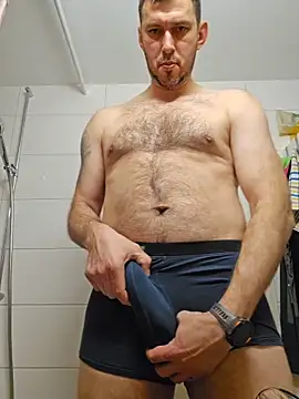 nehasitvodou online show from March 6, 10:50 pm