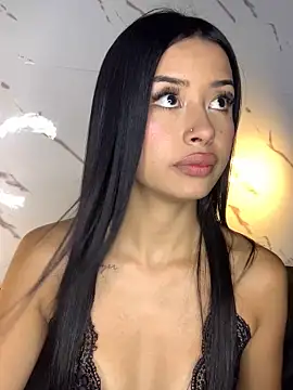 Snapshot of Miss_karol chatting on January 27, 7:46 pm Miss karol online show from January 27, 7:46 pm