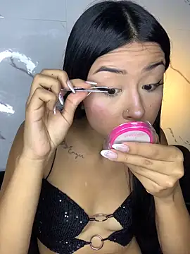 Snapshot of Miss_karol chatting on January 29, 7:11 pm Miss karol online show from January 29, 7:11 pm