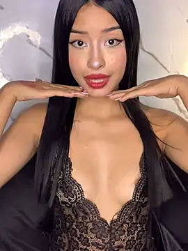 Snapshot of Miss_karol chatting on February 5, 8:35 pm Miss karol online show from February 5, 8:35 pm