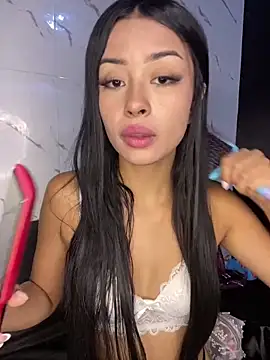 Snapshot of Miss_karol chatting on March 1, 5:38 pm Miss karol online show from March 1, 5:38 pm