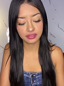 Snapshot of Miss_karol chatting on March 2, 5:25 pm Miss karol online show from March 2, 5:25 pm