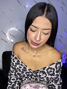 Snapshot of Miss_karol chatting on March 20, 5:25 pm Miss karol online show from March 20, 5:25 pm