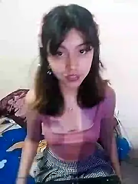 LiLy kIndly online show from February 3, 12:58 am