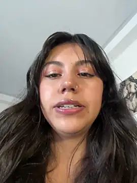 Snapshot of LiLy_kIndly chatting on June 1, 9:16 pm LiLy kIndly online show from June 1, 9:16 pm