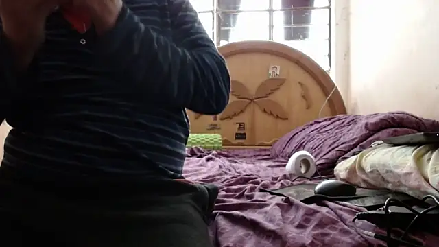 Snapshot of nakedlima chatting on November 2, 1:35 pm nakedlima online show from November 2, 1:35 pm